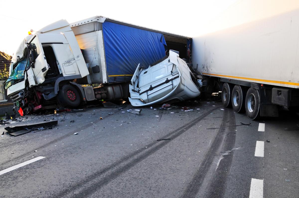 Large Truck Accident Lawyer | Chattanooga, TN