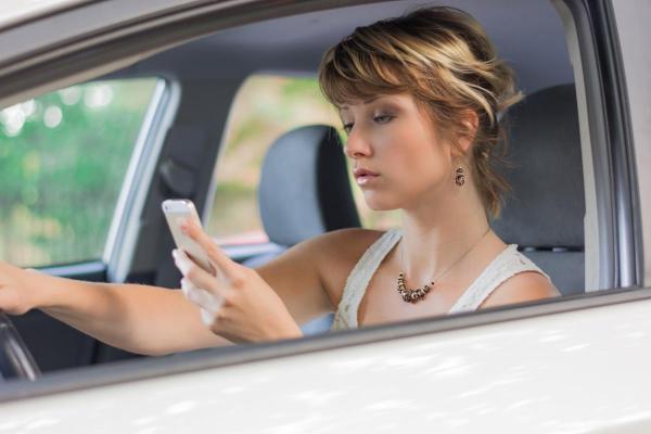 distracted driving - Chattanooga car accident lawyer